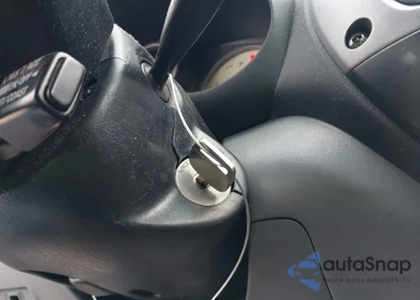 2001 Toyota Rav4 z USA, uszkodzony, nr VIN JTEGH20V210039846